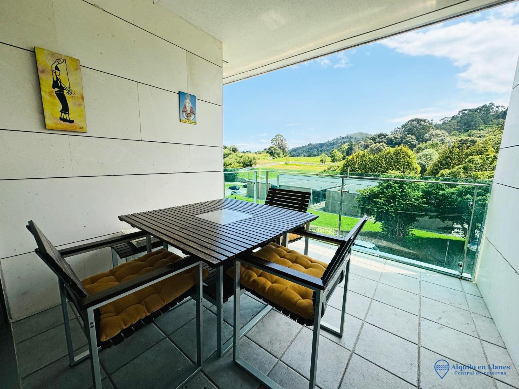 Casa Olmo Apartamento En Llanes Exterior photo